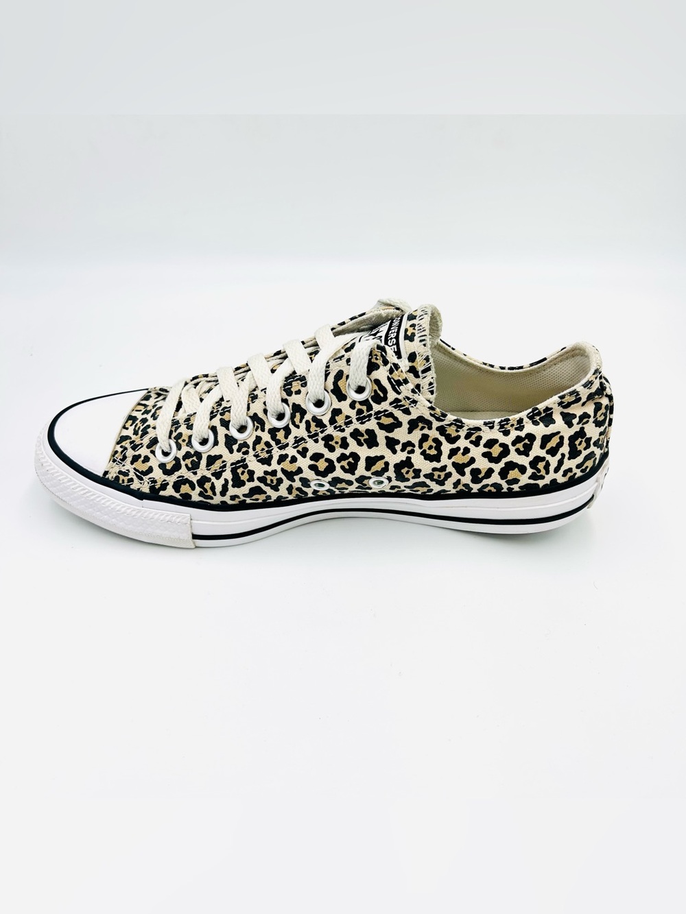 Converse Chuck Taylor All Star Ox Leopard Print Sneakers Women Size 9 Canvas - Picture 4 of 11